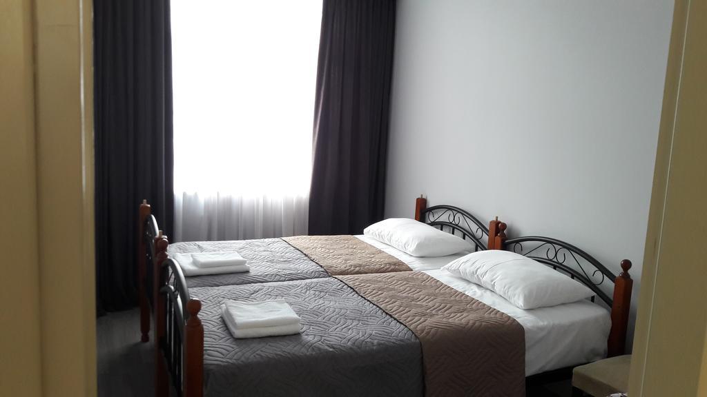 Asmati Apartment 2 バトゥーミ エクステリア 写真